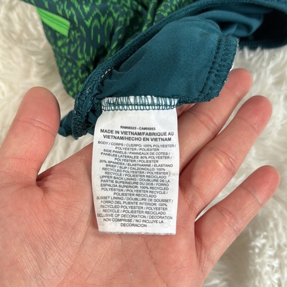 Nike Dri-Fit Green Pattern Running Shorts - Picture 9 of 9